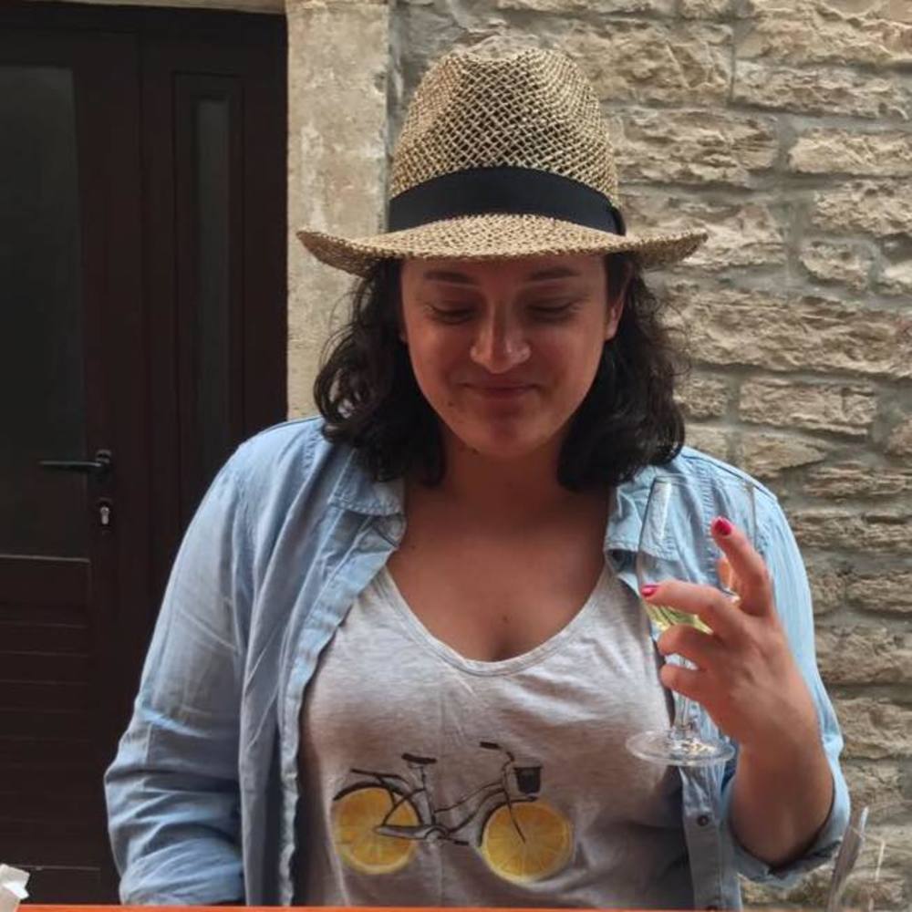 Meet your Posher, Sara